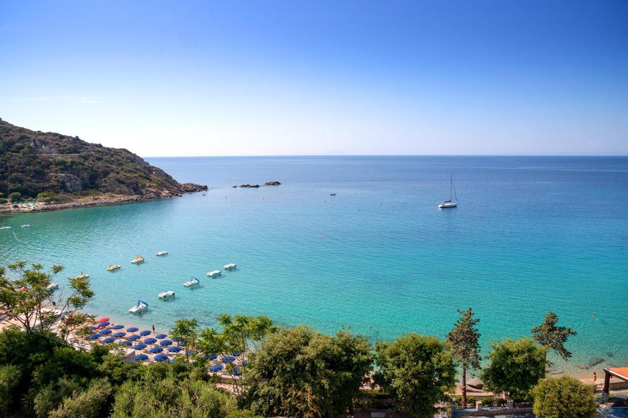 Hotel Baia Imperiale Spiaggia di Cavoli エクステリア 写真